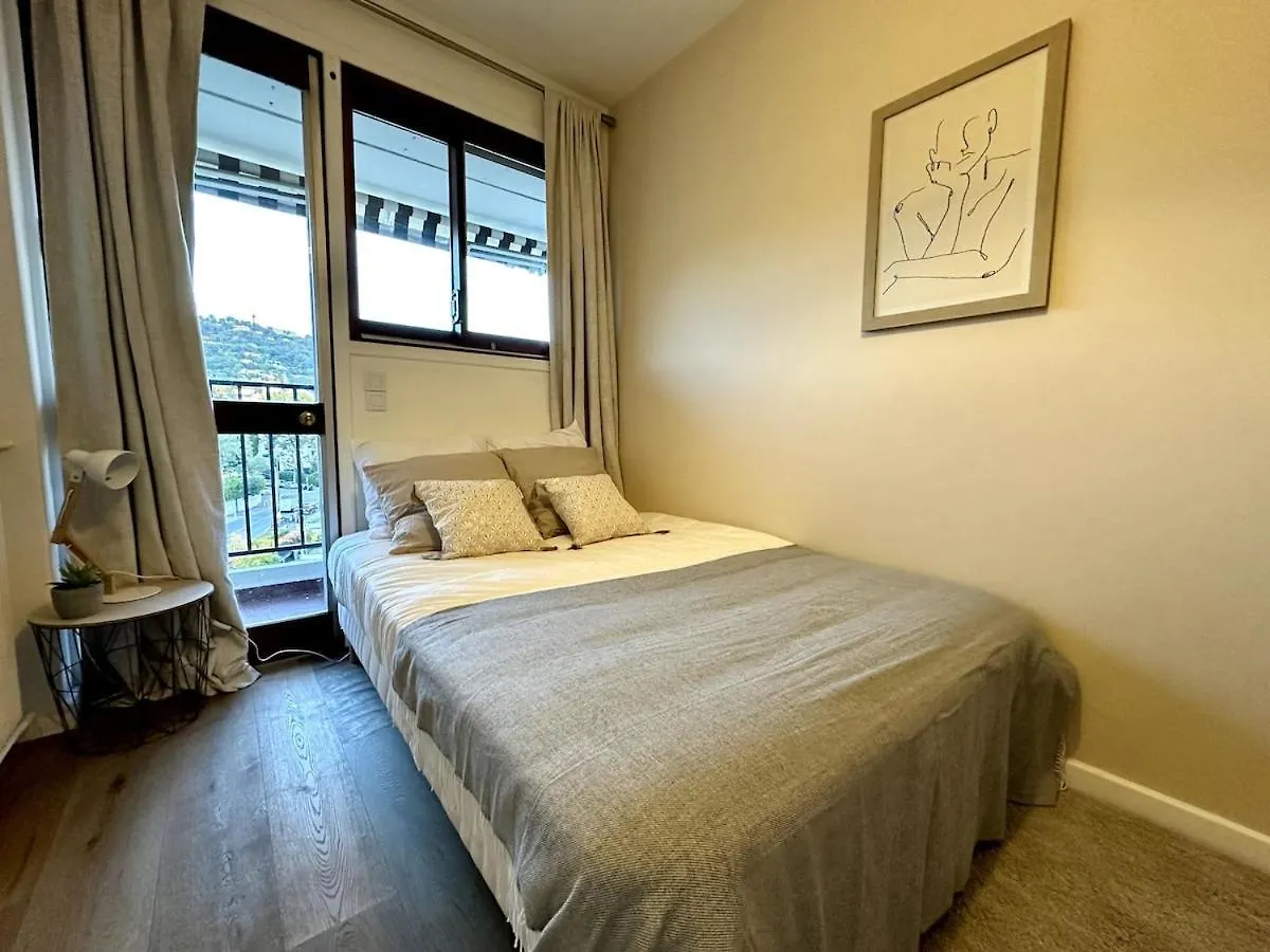 Διαμέρισμα Elegant Et Spacieux 3 Pieces, Centre Κάννες